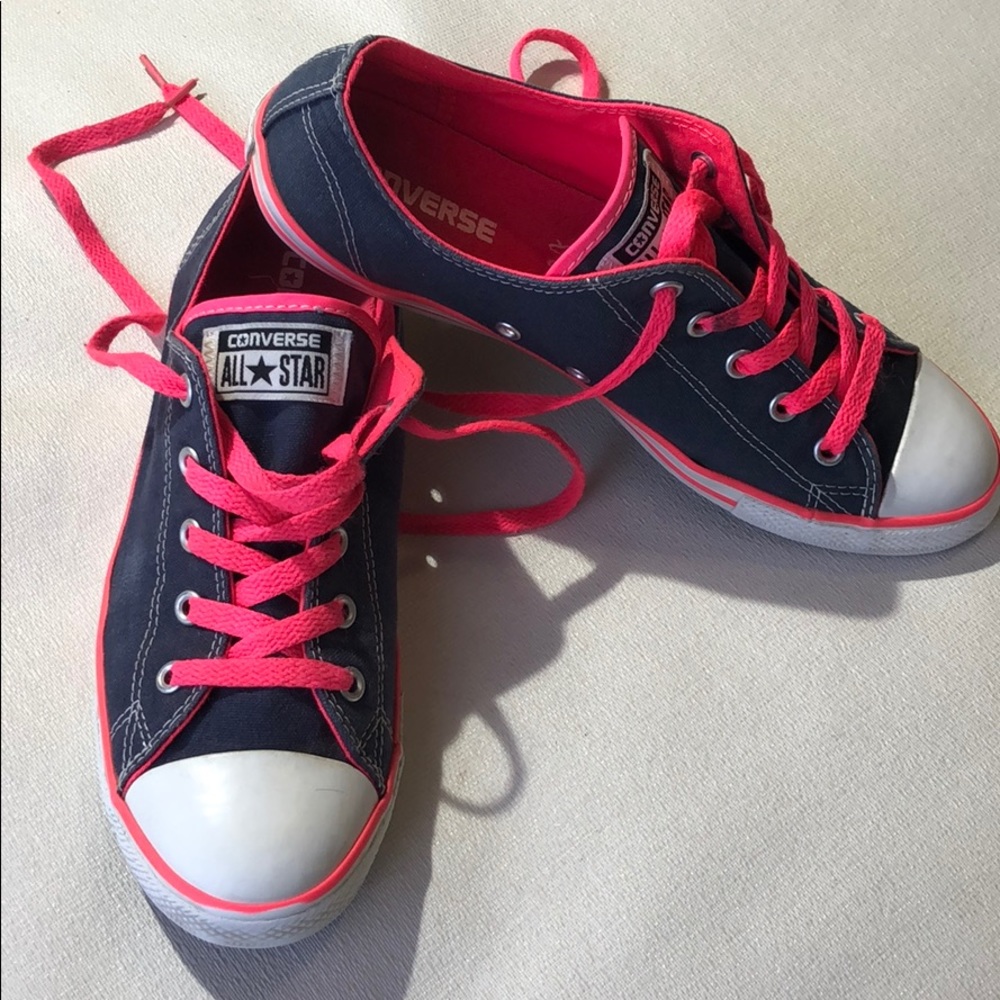 Wash blue and pink converse